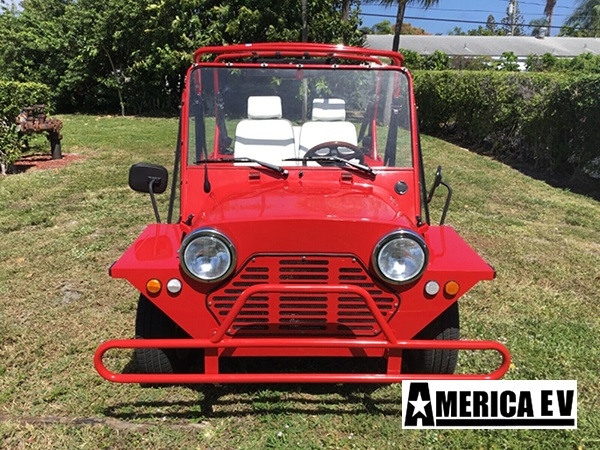 Red Mokee 4 Passenger Golf Cart affordable golf cart rental, golf cart rent doral